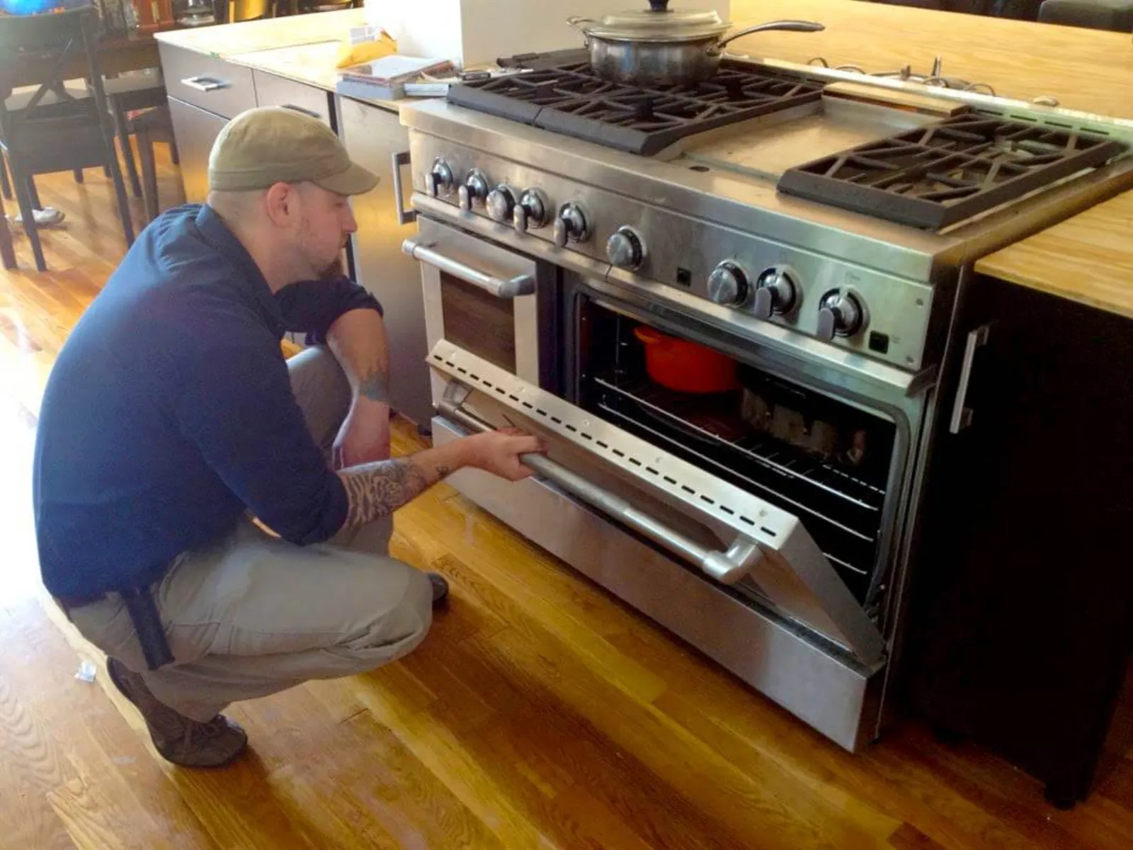Range and oven repair technician in North Hollywood, CA — SoCal Appliance Repair Pros